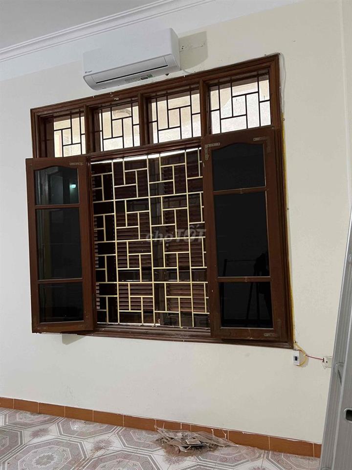 Phòng trọ khu vực Bách Khoa, Kinh tế, Xây dựng