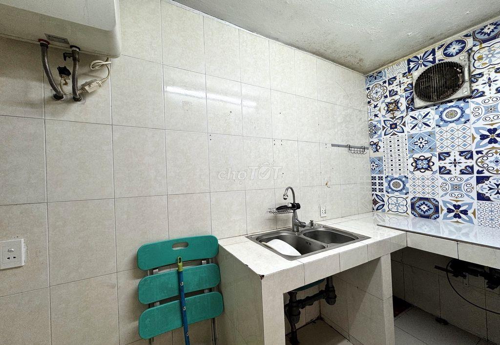 Cho thuê phòng ở số 16 phố Trần Hưng Đạo- Hoàn Kiếm