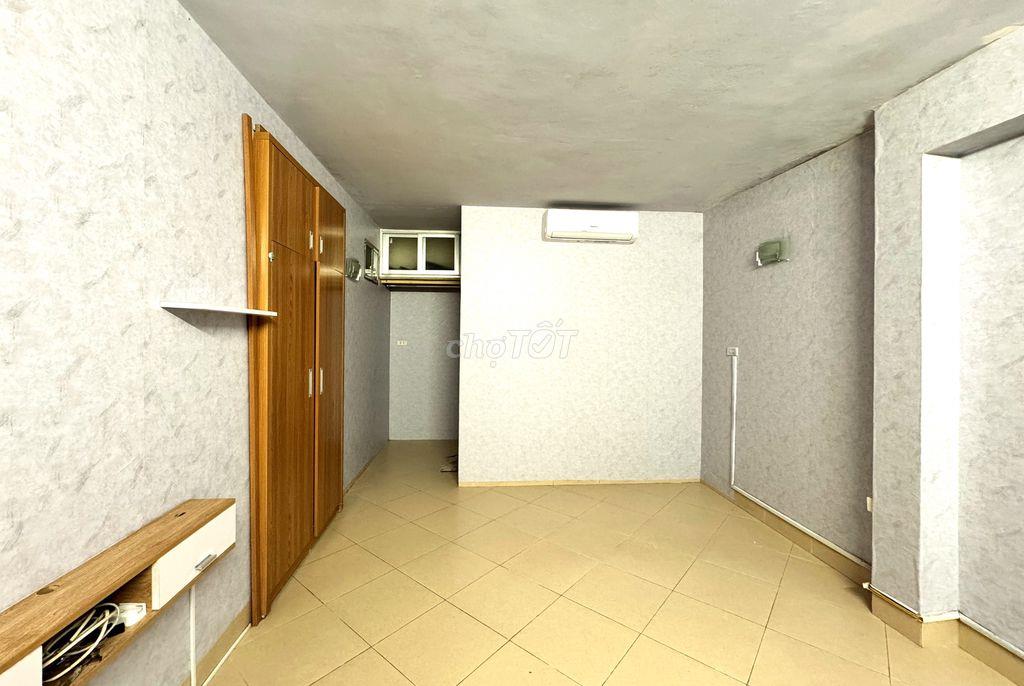 Cho thuê phòng ở số 16 phố Trần Hưng Đạo- Hoàn Kiếm