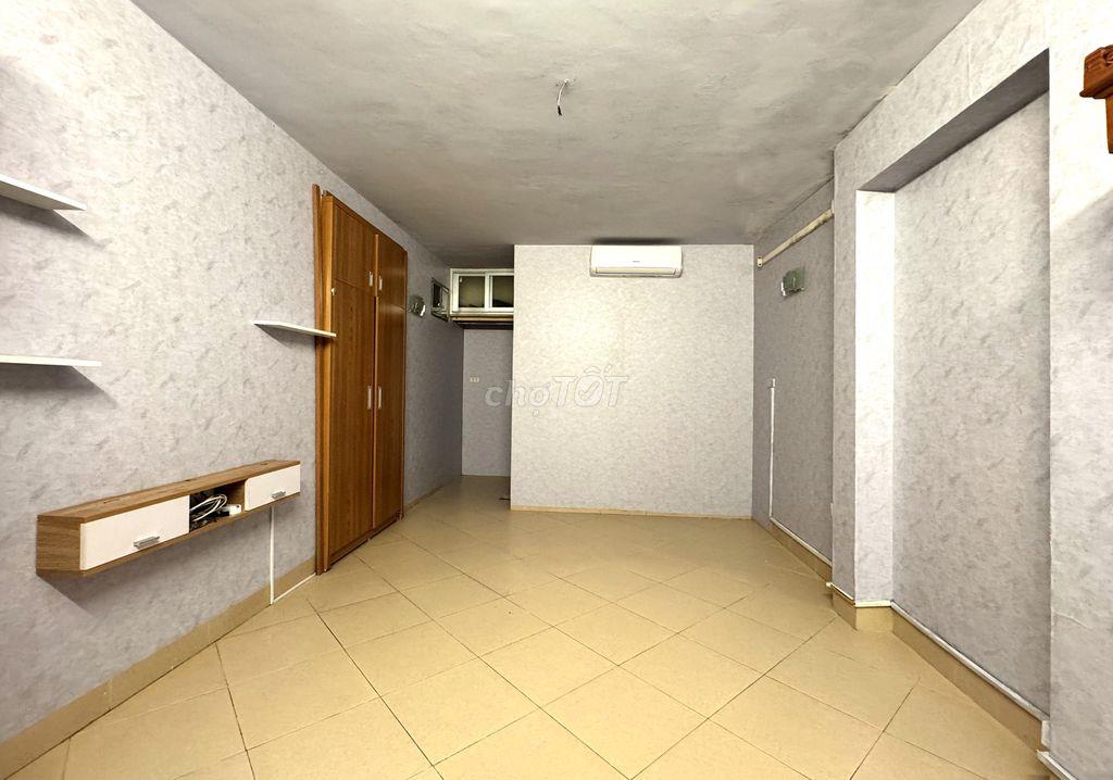 Cho thuê phòng ở số 16 phố Trần Hưng Đạo- Hoàn Kiếm