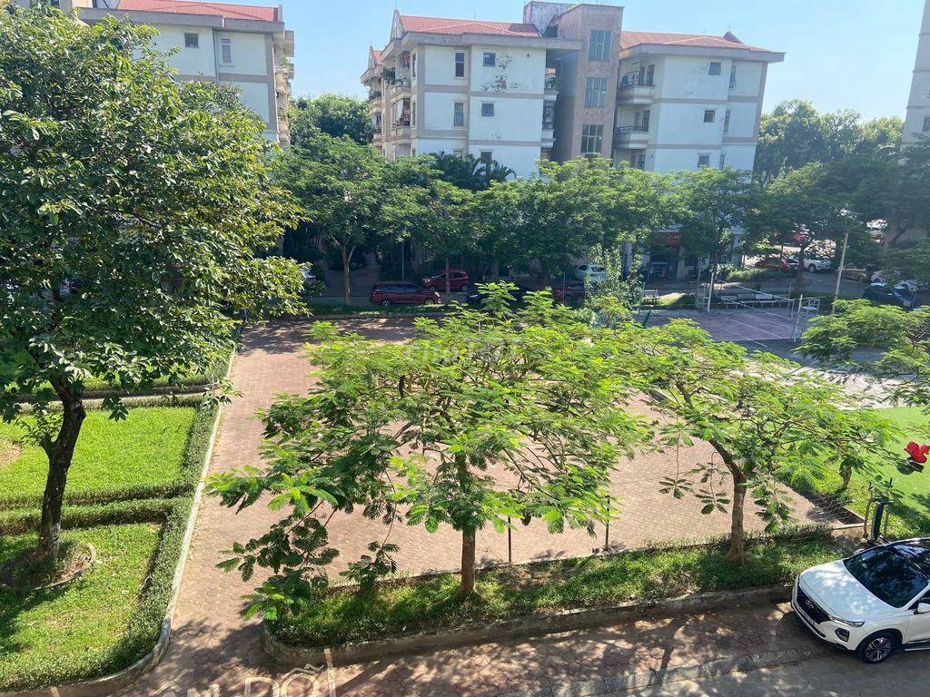 Bán chung cư khu đô thị Việt Hưng, 76m2, 2PN, căn góc view đẹp