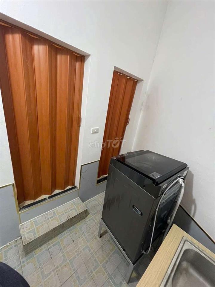 cho thuê nhà 158 nguyễn văn cừ giá chỉ 3.000.000