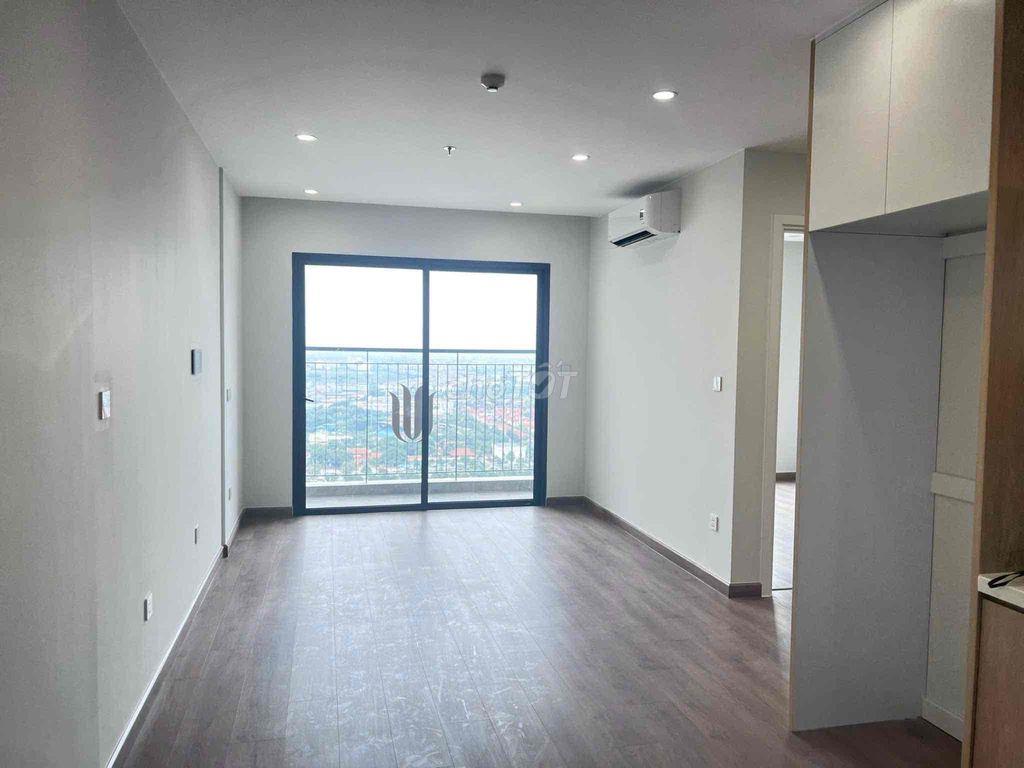 bán gấp 2 ngủ 55m2 tại I1 , toà cao cấp giá 3.8 Tỷ Vinhomes Smart City