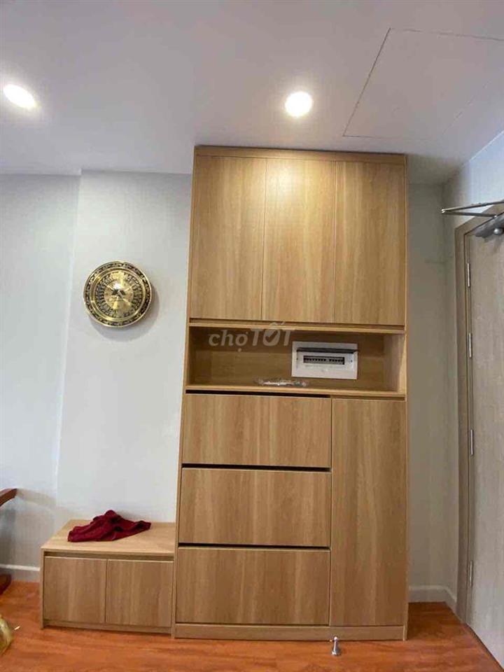 cần bán 2 ngủ 55m imperia 3.5 Tỷ Vinhomes Smart city