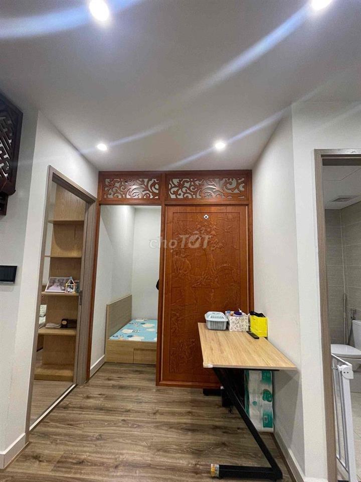 cần bán gấp 1n+1 43m S2 giá 2.7 TỶ Vinhomes Smart city