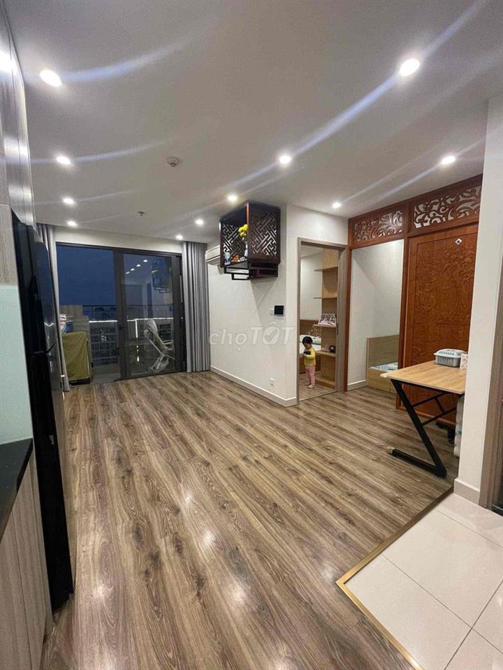 cần bán gấp 1n+1 43m S2 giá 2.7 TỶ Vinhomes Smart city