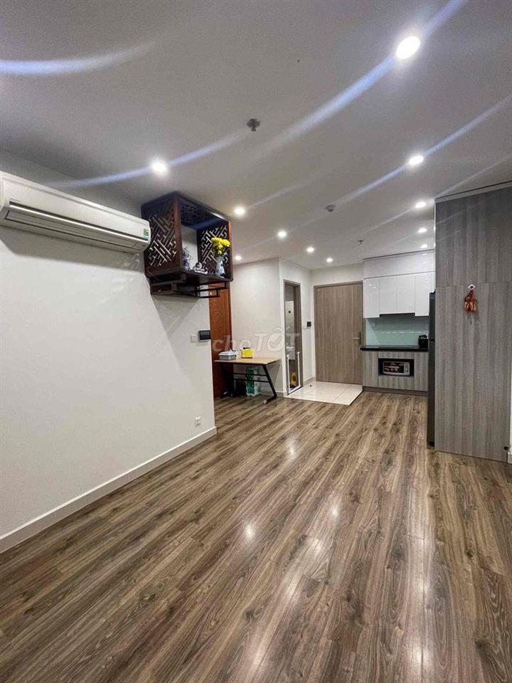 cần bán gấp 1n+1 43m S2 giá 2.7 TỶ Vinhomes Smart city