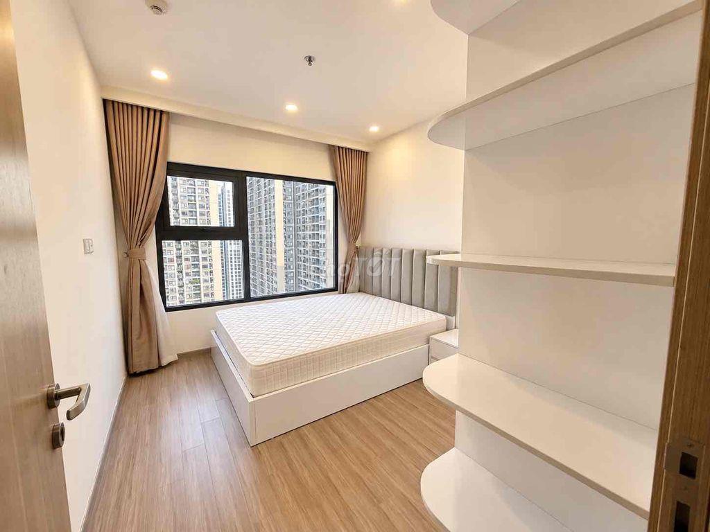 cần bán gấp 2 ngủ 54,5m Full nội thất , 3.45 TỶ Vinhomes Smart City