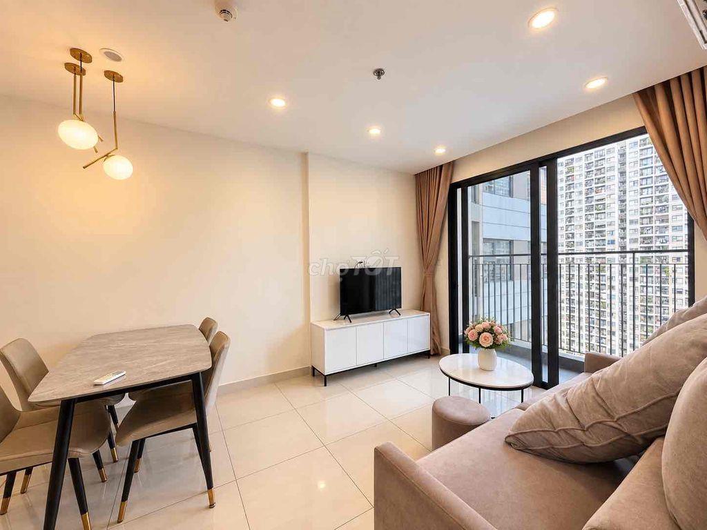 cần bán gấp 2 ngủ 54,5m Full nội thất , 3.45 TỶ Vinhomes Smart City