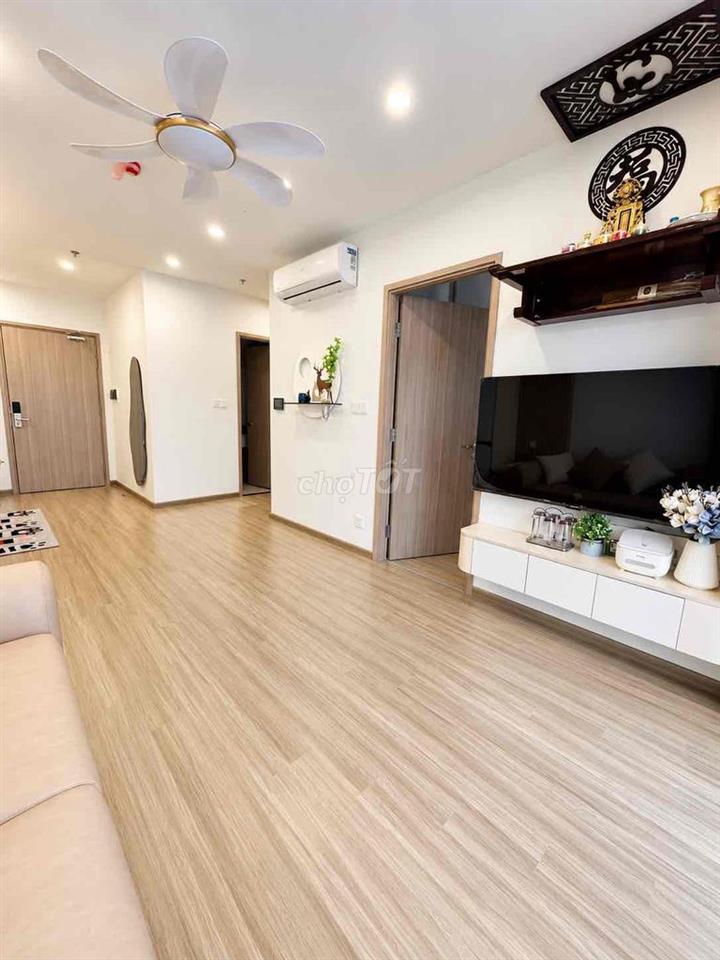 Cần bán gấp 2n2 SA1 55m Full đồ 4 tỷ Vinhomes Smart City