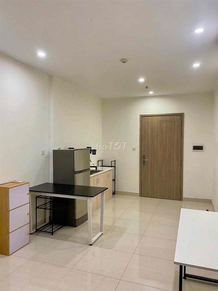cần bán gấp Studio toà S3 giá 1.9 Tỷ Vinhomes Smart city