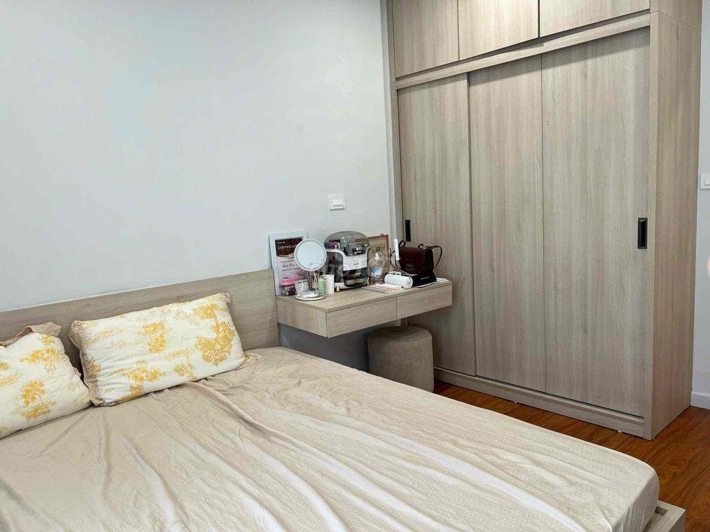 bán gấp 1 Ngủ + Imperi  43m Full đồ 2.9 Tỷ Vinhomes Smart City