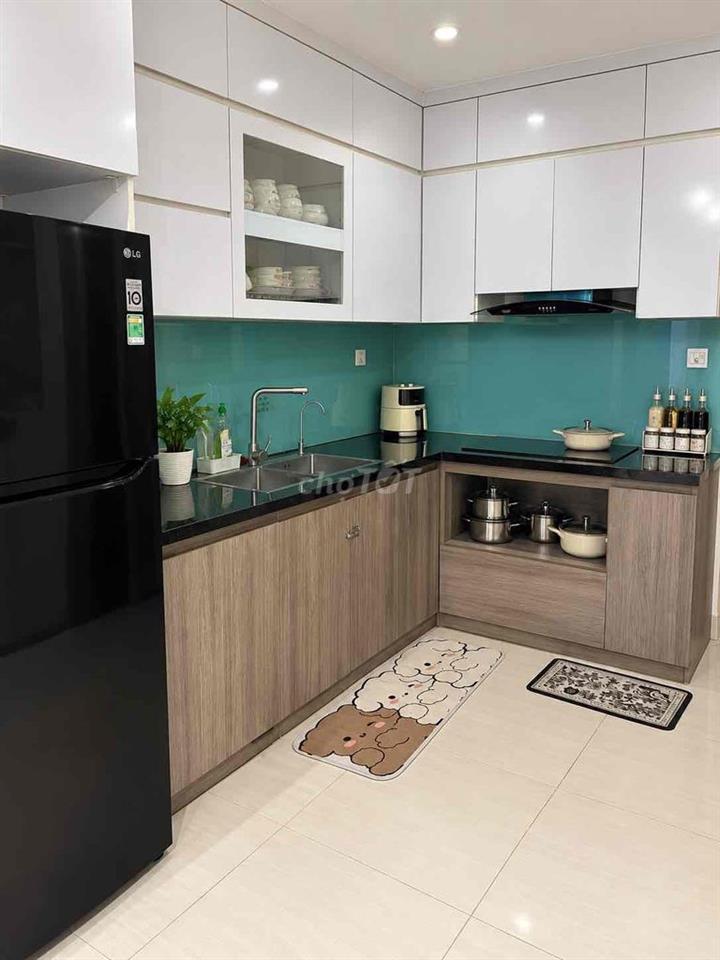 Bán gấp 2 ngủ 55m S2 giá 3.2 Tỷ Vinhomes Smart City