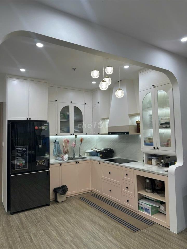 Chính chủ bán gấp căn 1 ngủ + 43m-giá 2,56 tỷ KĐT Vinhomes Smart City.