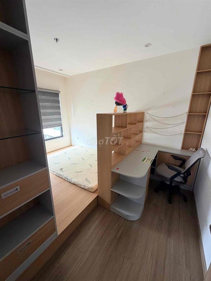 Cho thuê căn hộ 3n2wc toà S2