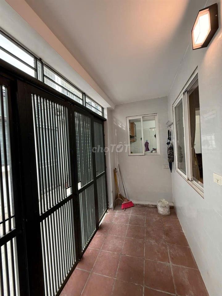 Chính chủ cho thuê nhà mới nâng cấp tại số nhà 238 Âu Cơ, HN đủ đồ