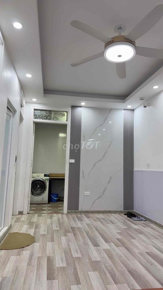 chính chủ cần bán nhanh căn CCMN phố giáp nhất phường thanh xuân
