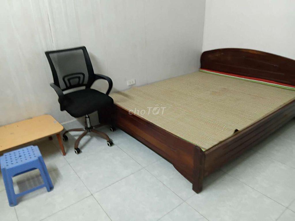 Cho thuê nhà trọ mặt đường gồm 10 phòng, giá 25tr/ tháng