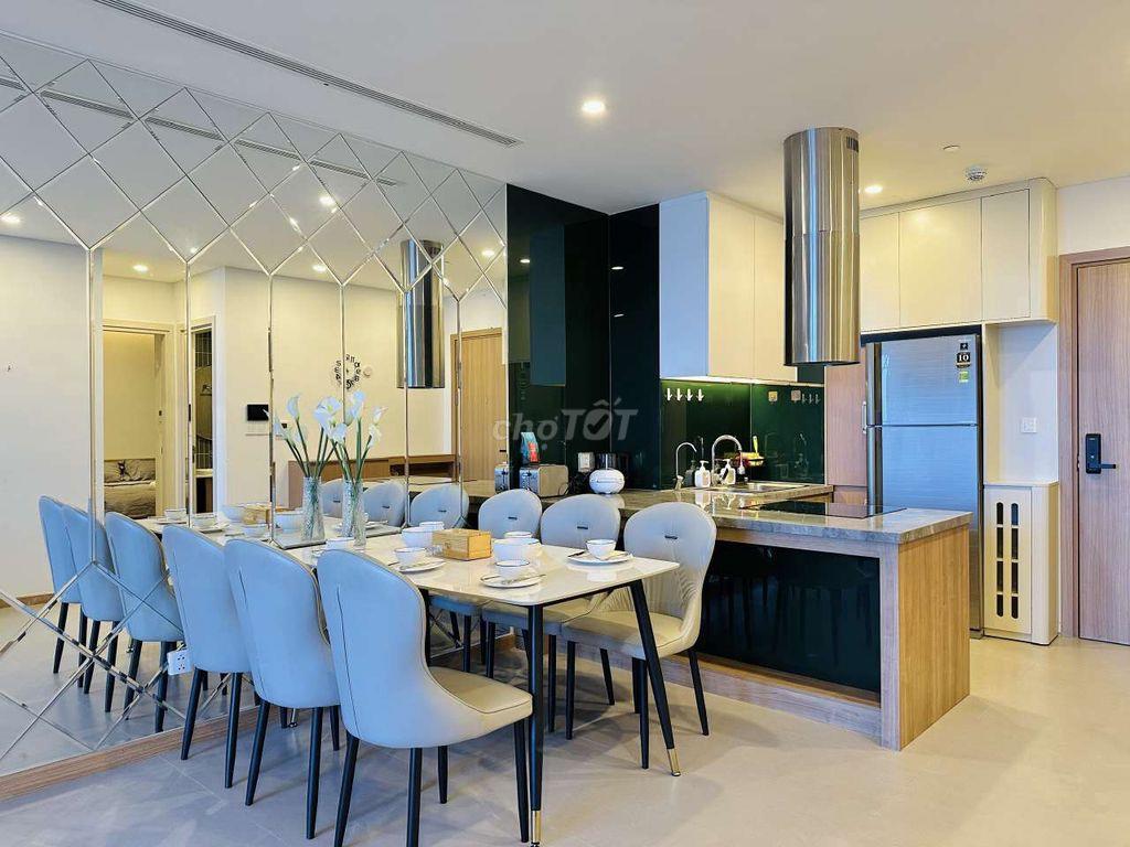 Luxury 2-Bedroom Apartment with Han River View at SAM Tower