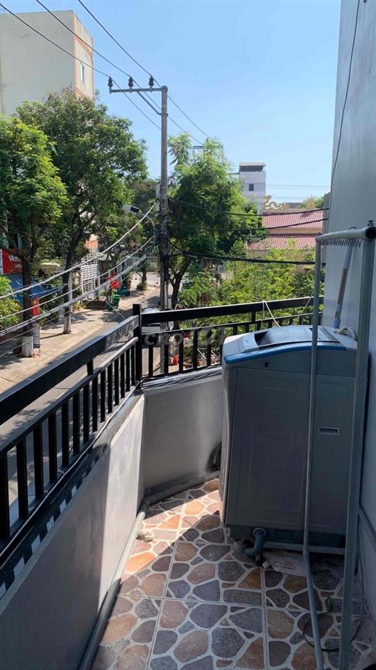 Căn hộ ban công gác lửng khu Mỹ An