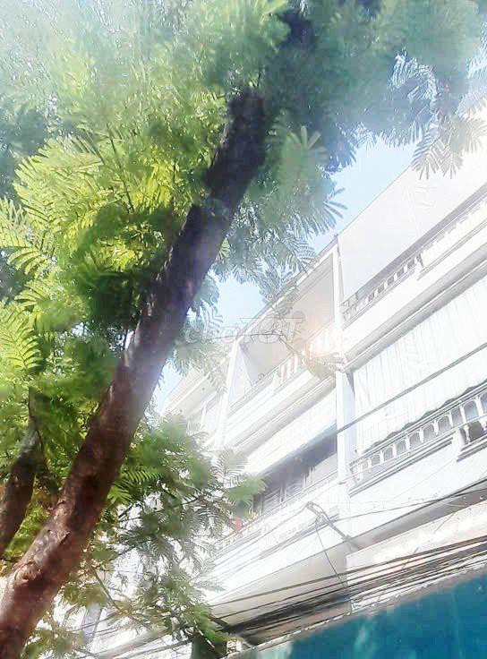 Nhà 3 tầng đẹp trung tâm thành phố