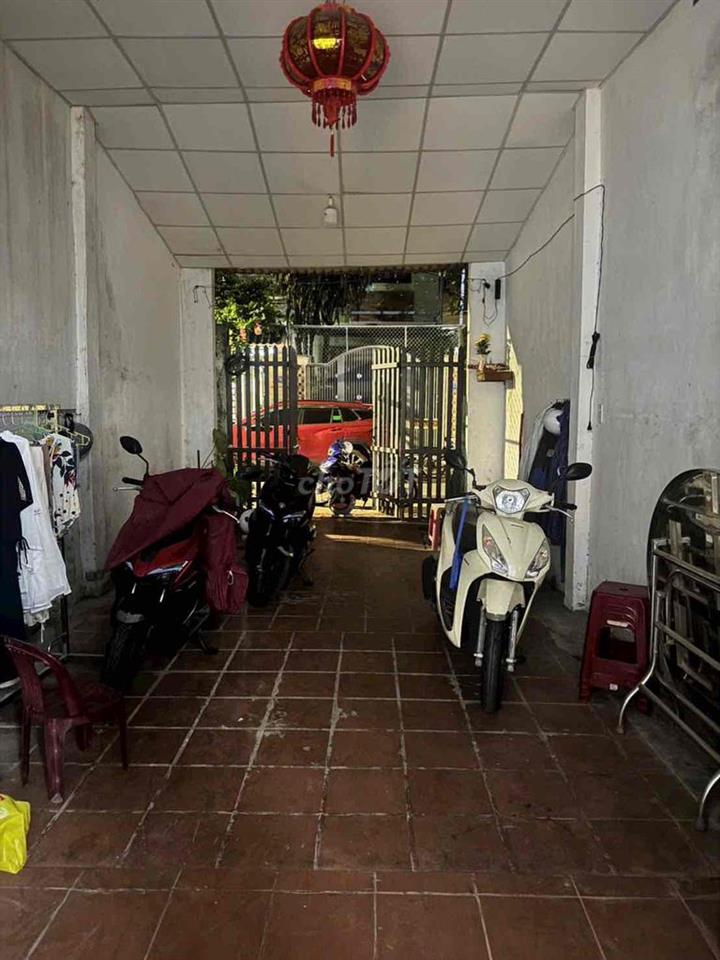 Bán nhà mê lửng 109 Phạm Quang Ảnh