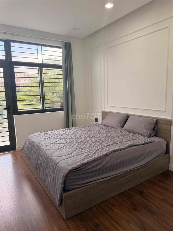 cho thuê toà nhà 4 phòng ngủ view sông Hàn.