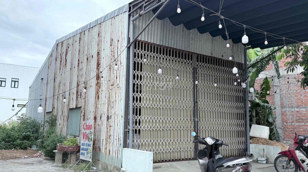 Cho thuê nhà nguyên căn ở hoặc làm kho diện tích 100m2