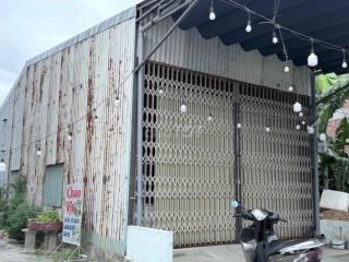 Cho thuê nhà nguyên căn ở hoặc làm kho diện tích 100m2