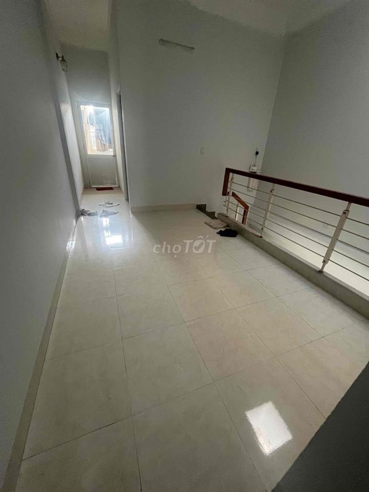 Cho thuê nhà nguyên căn 2 tầng 132m² tại Sơn Trà – 3PN, gần biển, chợ,