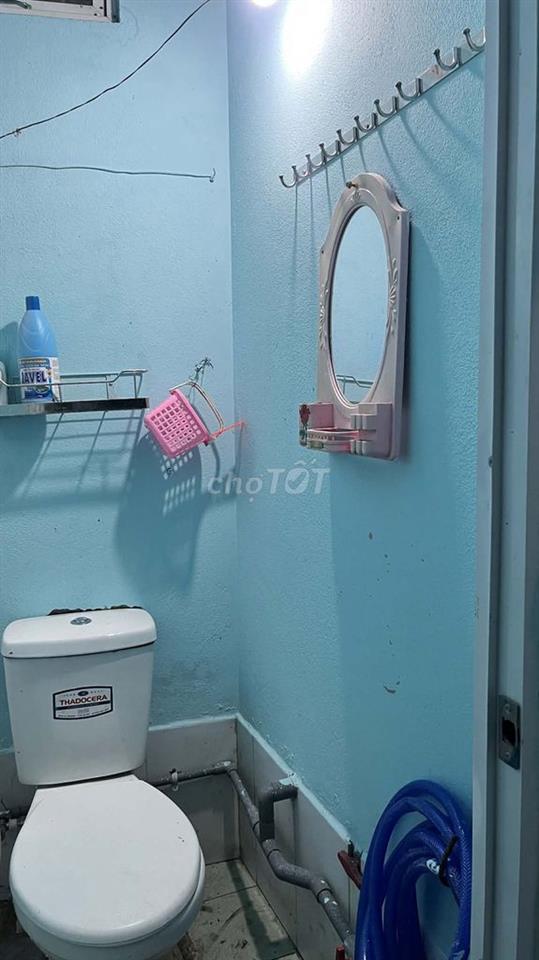 Cho thuê phòng bao điện nuớc toilet riêng, k chung chủ