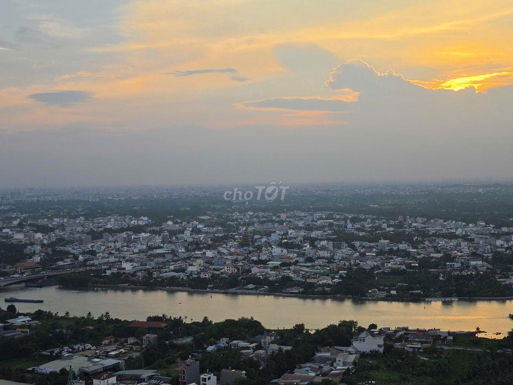 Chính chủ - Cho thuê căn góc tầng 40