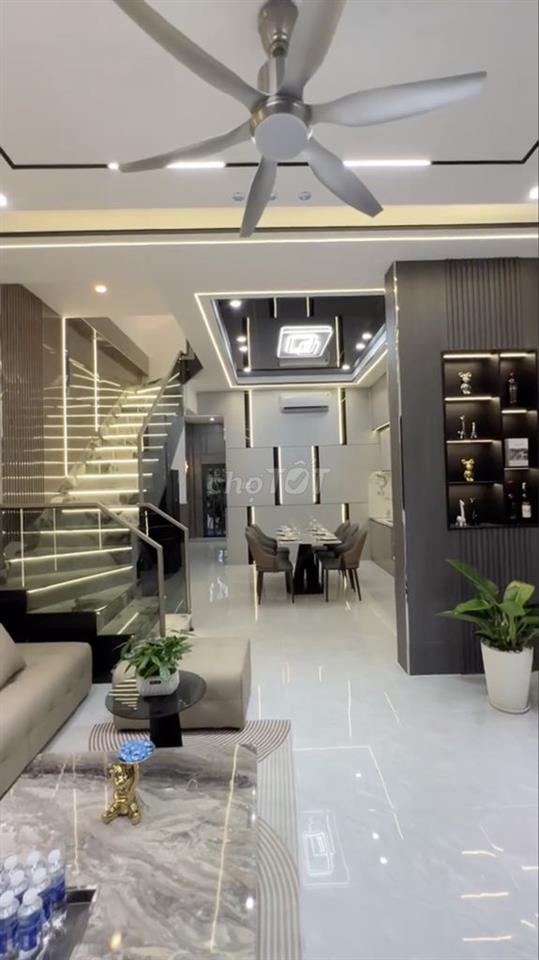 Nhà 1 Trệt 1 Lầu ở KDC cũ Tân Uyên, Uyên Hưng ngay TTHC giá 1tỷ680 