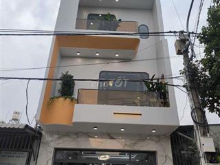 nhà mốt trệt 2 lầu có sản phơi đồ và sân thượng