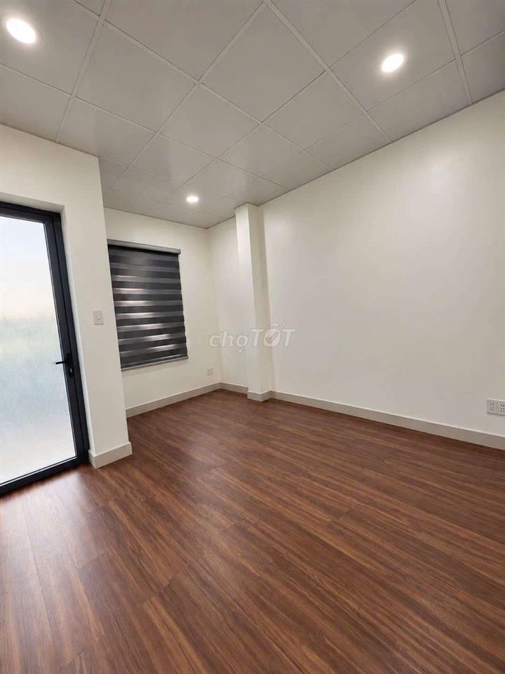 80M2 - NHÀ ĐẸP RẺ KHU VIP ĐƯỜNG 385 QUẬN 9 - CHỈ 6 TỶ