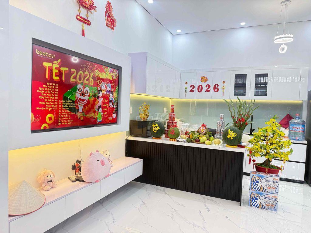nhà full nội thất xịn