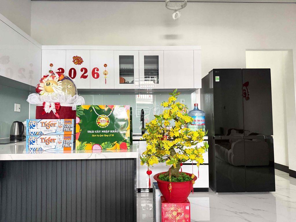 nhà full nội thất xịn