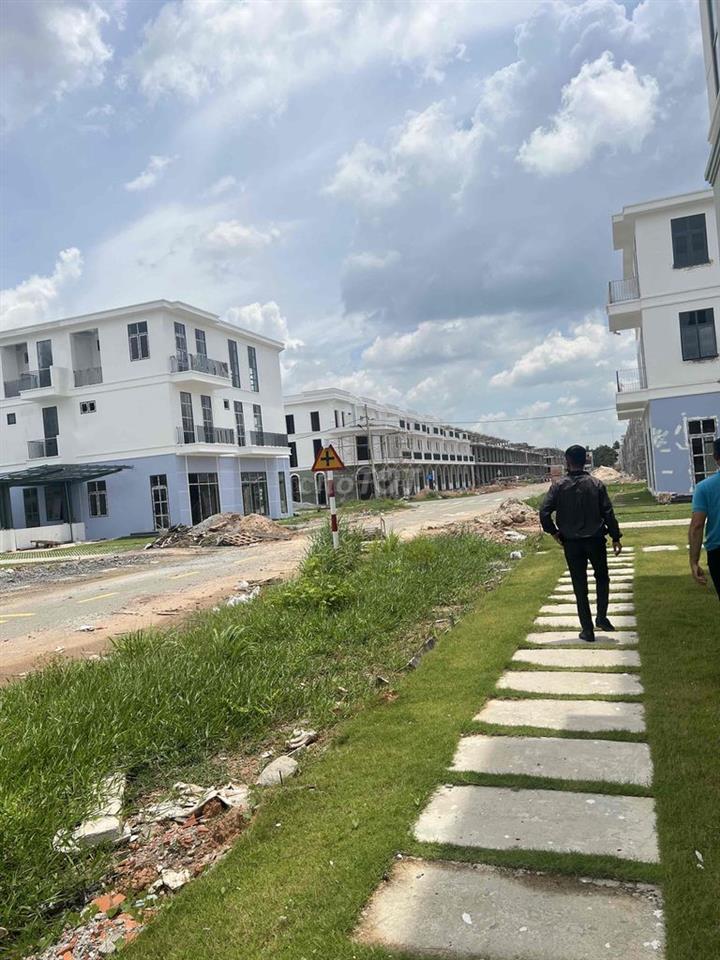 GREEN CITY ĐANG ĐƯỢC QUAN TÂM – NHÀ PHỐ 2 MẶT TIỀN, VỊ TRÍ ĐẮC ĐỊA
