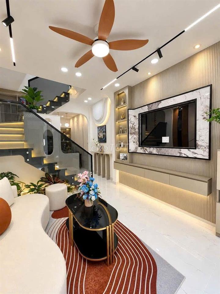 BÁN GẤP NHÀ 1 TRỆT 1 LẦU
