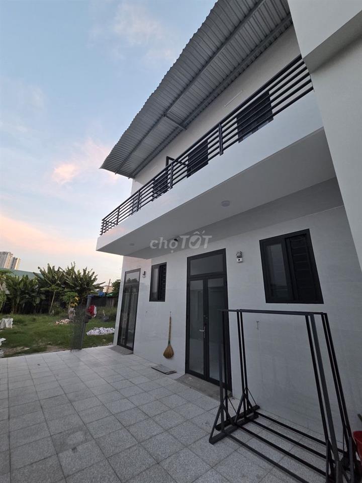 Cho thuê nhà liền kề khu vực Vĩnh Phú