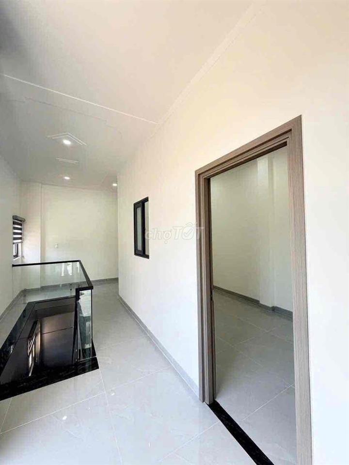 CHỦ GỬI BÁN NHÀ 1T1L (SỔ HOÀN CÔNG).BỬU HOÀ. DT:12x5=60M2. GIÁ: 2tỷ890