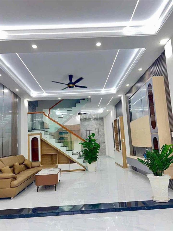 Bán Nhà 1 Trệt 2 Lầu, thổ cư 💯 sổ hoàn công, KDC Hoá An, p. Biên Hoà