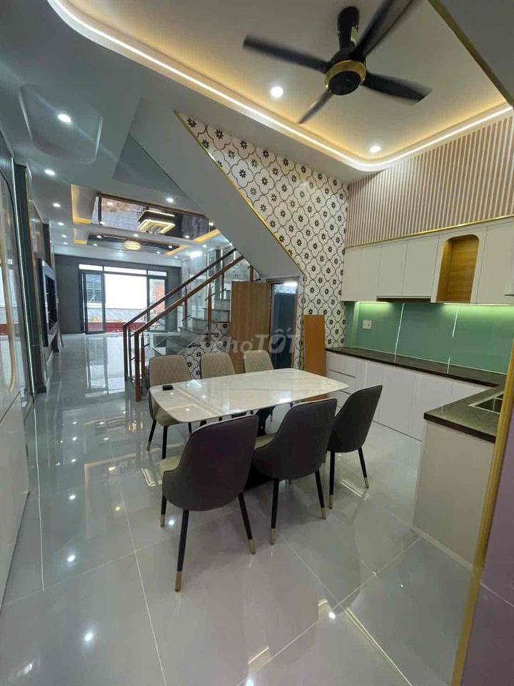BÁN NHÀ 1LẦU 1TRỆT SỔ RIÊNG HOÀN CÔNG PHƯỜNG HOÁ AN. Hướng nam