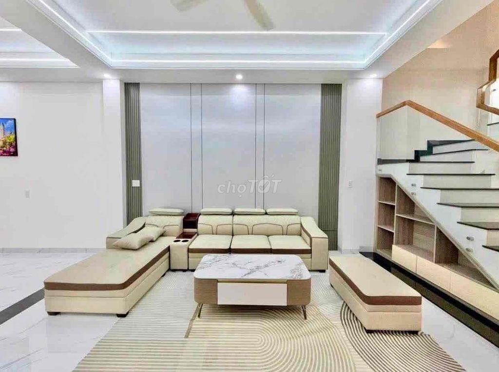 Bán Nhà Phố Hiện Đại 1 Trệt 2 Lầu .P Biên Hoà.