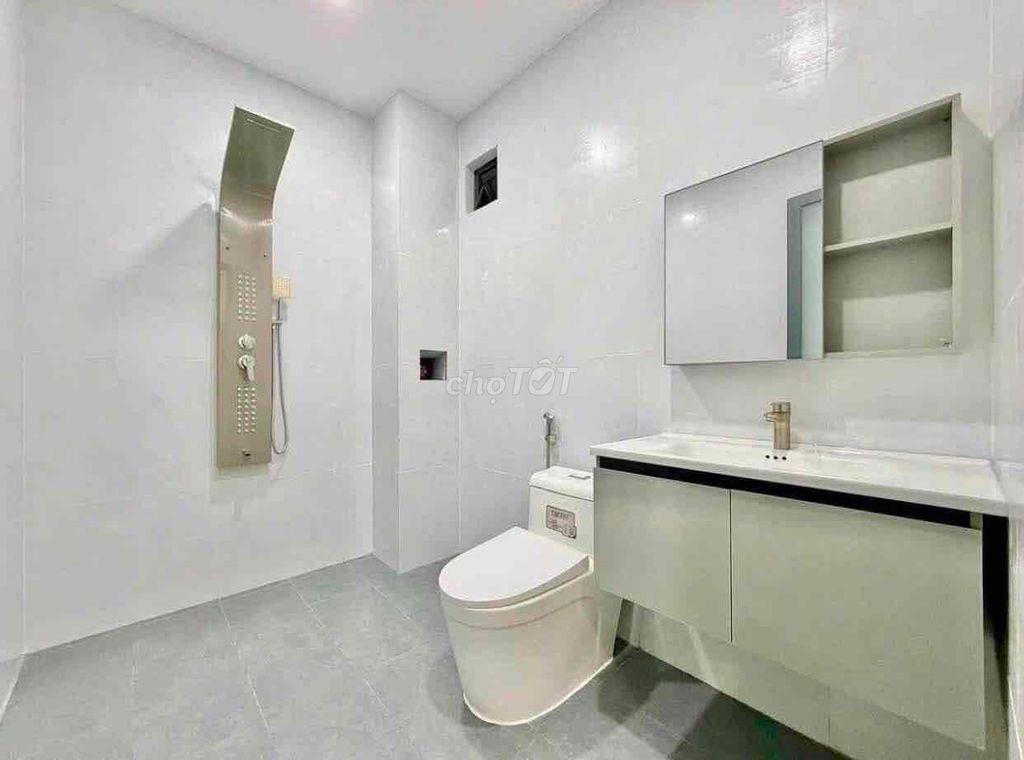 Bán Nhà Phố Hiện Đại 1 Trệt 2 Lầu .P Biên Hoà.