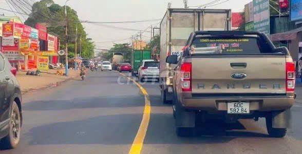 BÁN NHÀ MẶT TIỀN