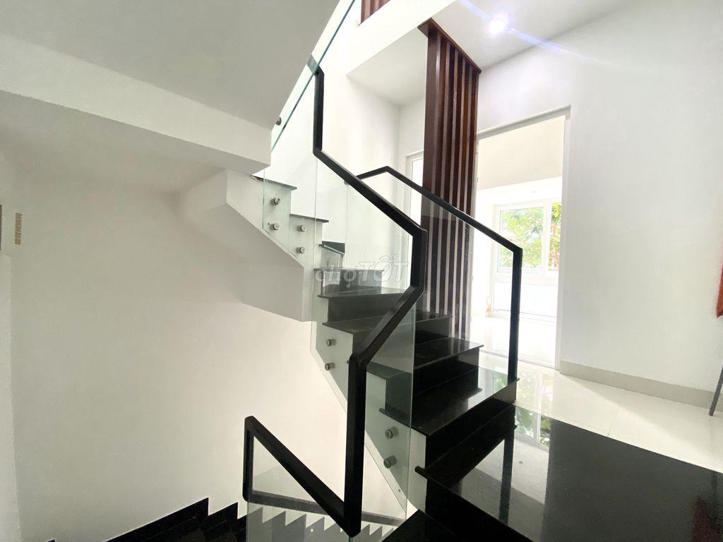 BIỆT THỰ 6 PHÒNG KHU VỰC VẠN THẮNG GIÁ 25 TRIỆU/THÁNG