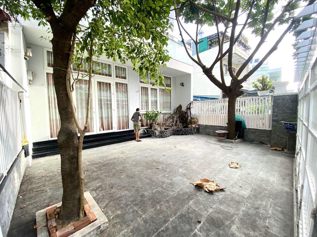 BIỆT THỰ 6 PHÒNG KHU VỰC VẠN THẮNG GIÁ 25 TRIỆU/THÁNG