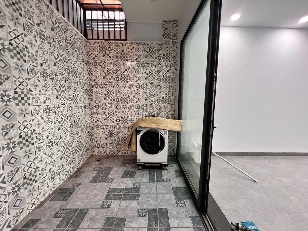 NHÀ Ở KINH DOANH 3 TẦNG KHU PHƯỚC LONG GIÁ 23 TRIỆU/THÁNG