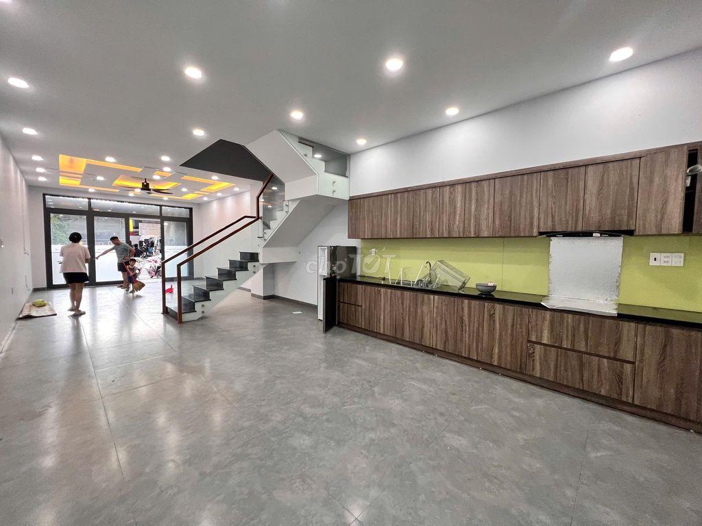 NHÀ Ở KINH DOANH 3 TẦNG KHU PHƯỚC LONG GIÁ 23 TRIỆU/THÁNG